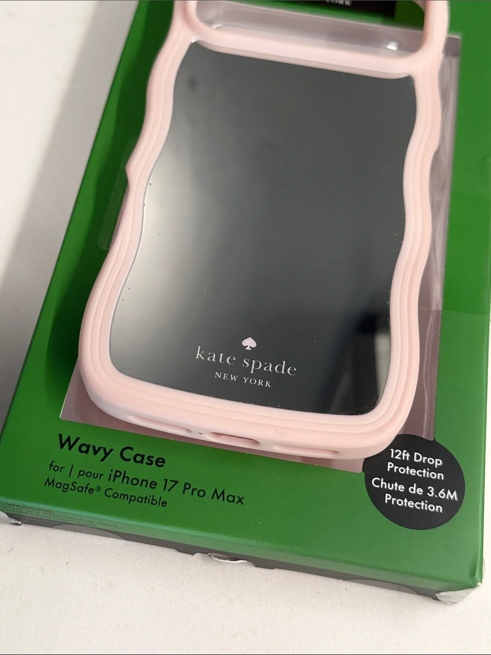Kate Spade Wavy Mirror Case for iPhone 17 Pro Max - Soft Pink Bumper